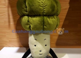 Cửa hàng gấu bông - Bông cải Broccoli lên kệ cửa hàng gấu bông