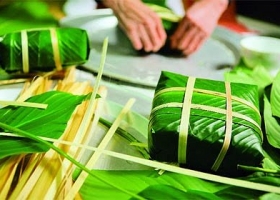 Cửa hàng gấu bông - Bánh chưng, bánh tét hương vị ngày Tết