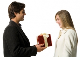 Cửa hàng gấu bông - Ngày quốc tế phụ nữ đâu cần phải tặng hoa