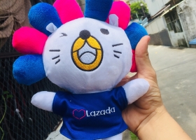 Cửa hàng gấu bông ra mắt sản phẩm gấu bông linh vật Lazada cực dễ thương