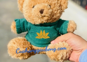 Cửa hàng gấu bông sản xuất 1000 bé gấu bông mang dậm phong cách của hãng hàng không Vietnam Airlines
