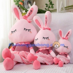Thỏ Hồng Love